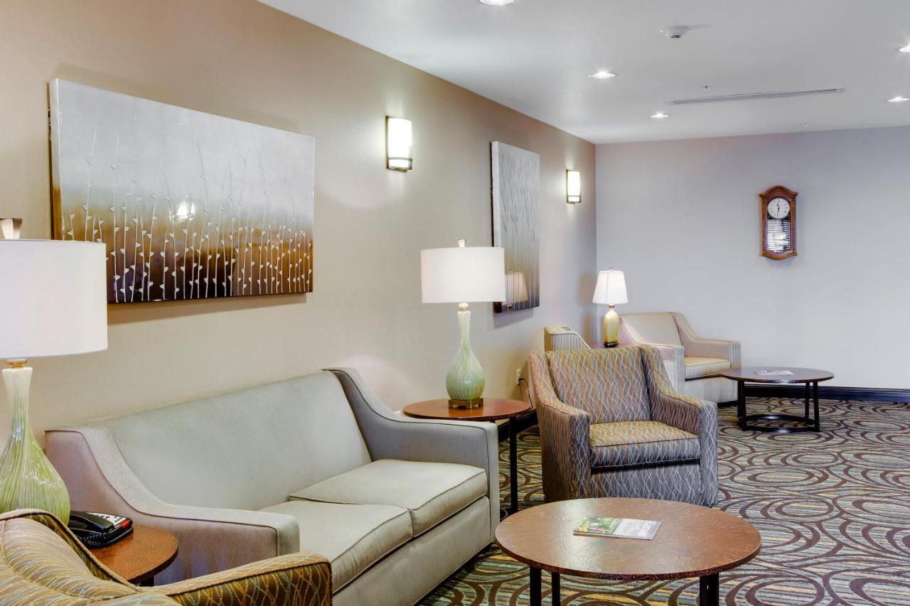 Holiday Inn Express & Suites Nevada By Ihg Exteriér fotografie