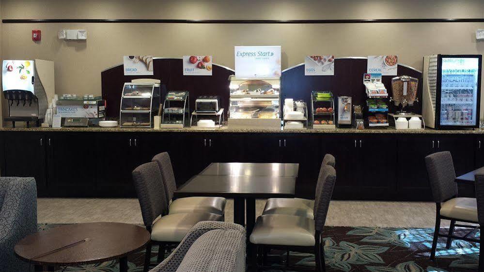 Holiday Inn Express & Suites Nevada By Ihg Exteriér fotografie
