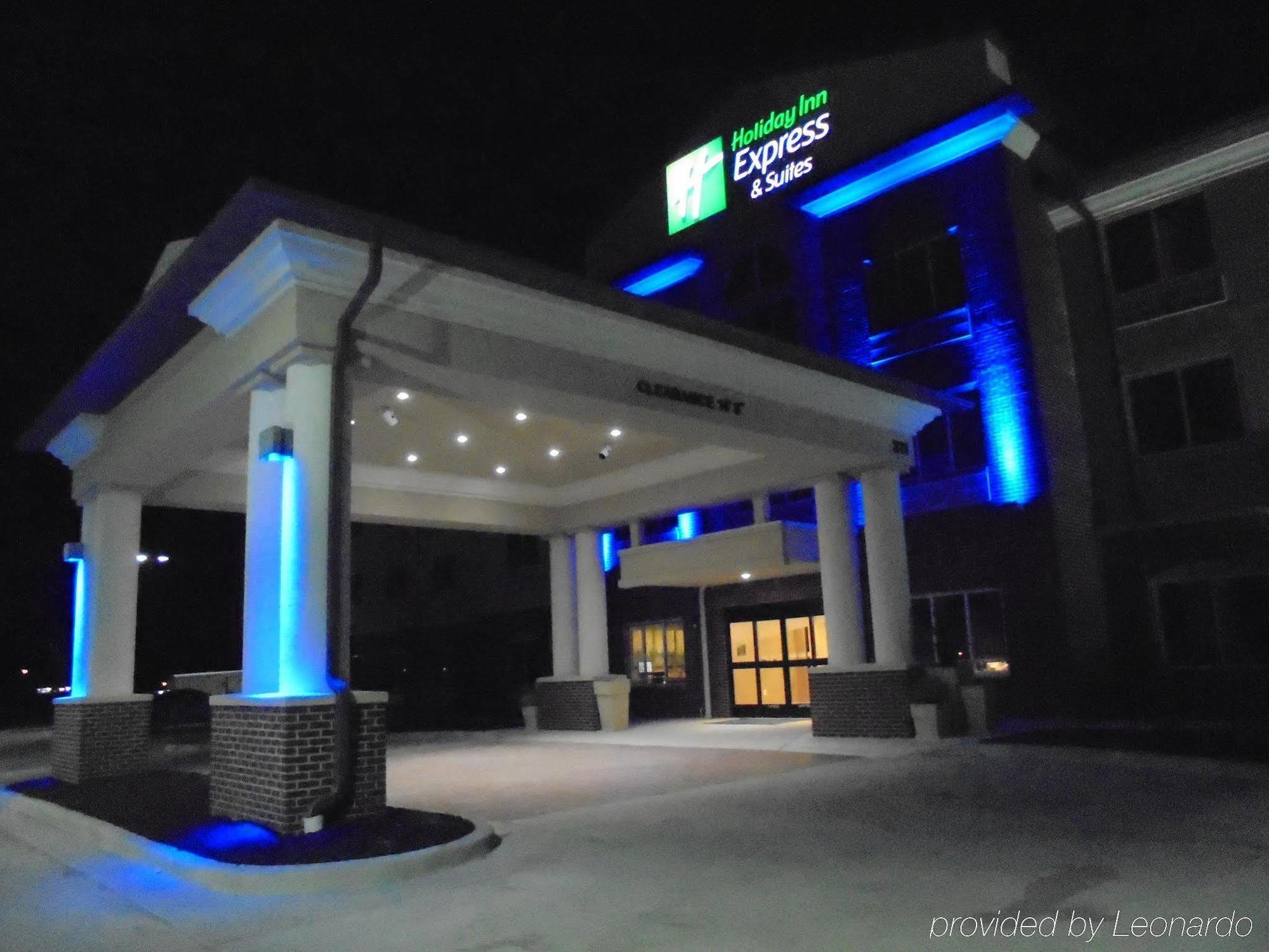Holiday Inn Express & Suites Nevada By Ihg Exteriér fotografie