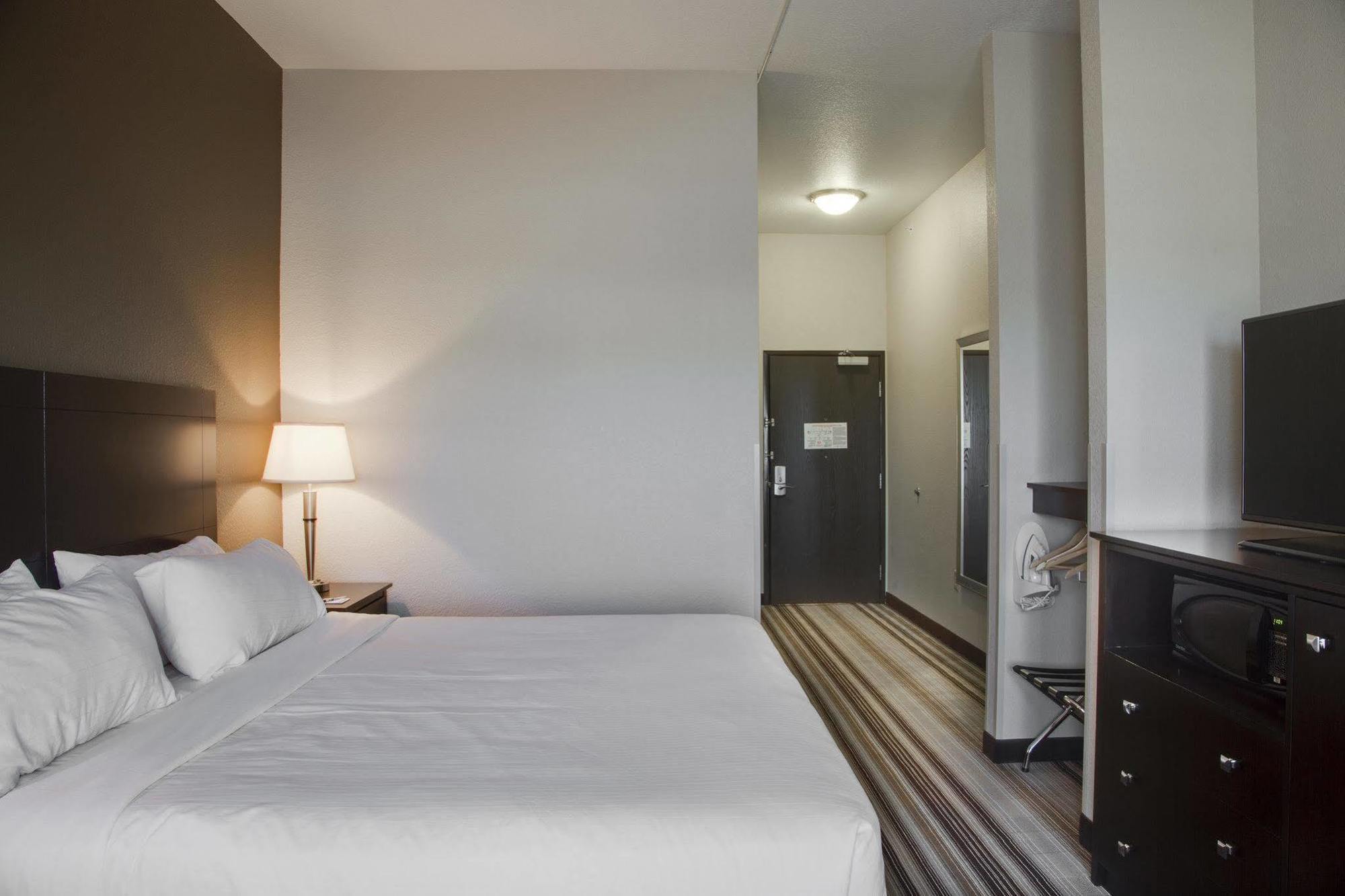 Holiday Inn Express & Suites Nevada By Ihg Exteriér fotografie